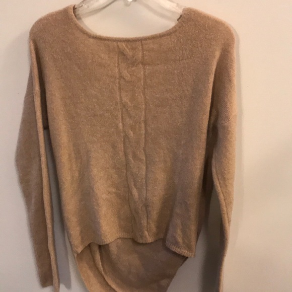 Tan colored sweater size Small - Picture 2 of 3